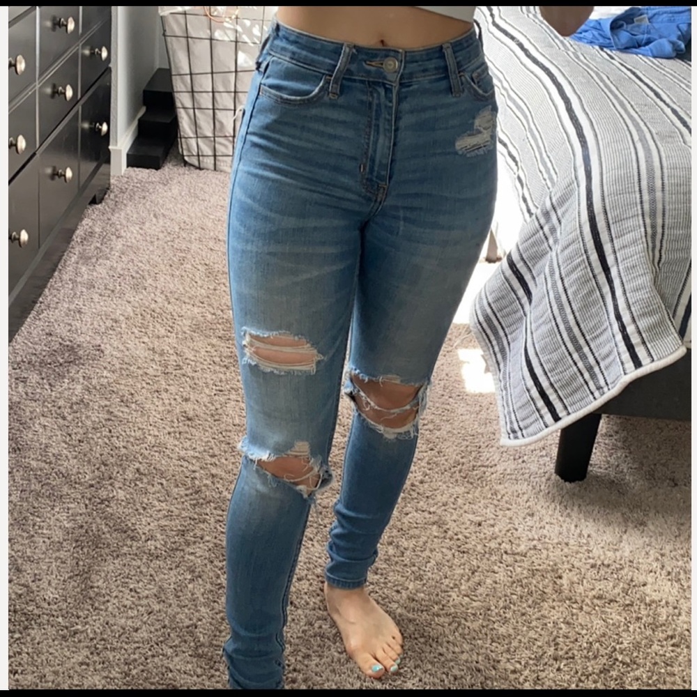 Ripped super skinny jeans